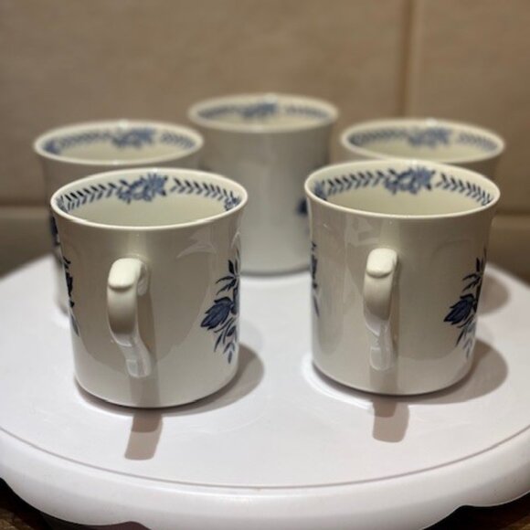 Vintage J & G Meakin England 1950's Dresden Blue Tea Cups/Mugs Set of 5 - Picture 3 of 9
